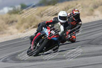 media/Oct-13-2025-Moto Forza (Mon) [[a66d839500]]/2-A Group/Session 3 (Turn 16)/